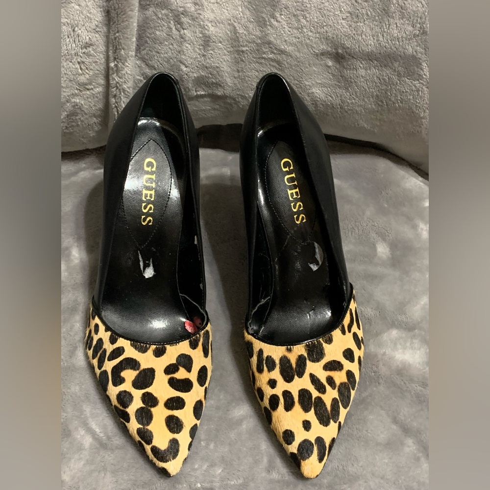 Like New - Guess Cheetah Stiletto Pumps
Size 7.5M - Picture 9 of 12